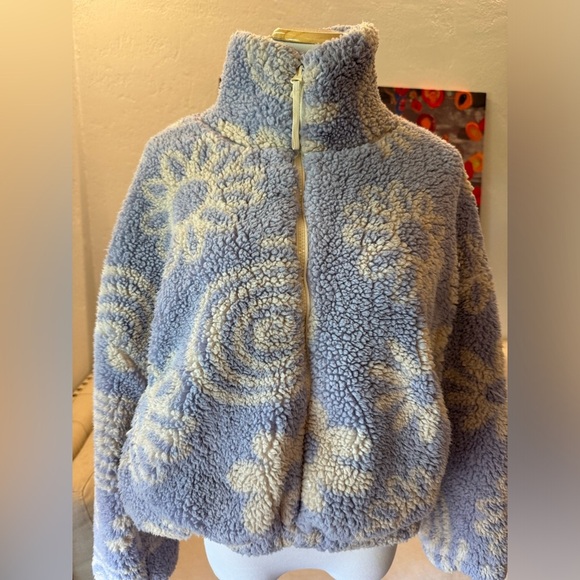 Urban Outfitters Olivia Sherpa Fleece Jacket Flower Purple Full Zip Womens S-P - Picture 9 of 9